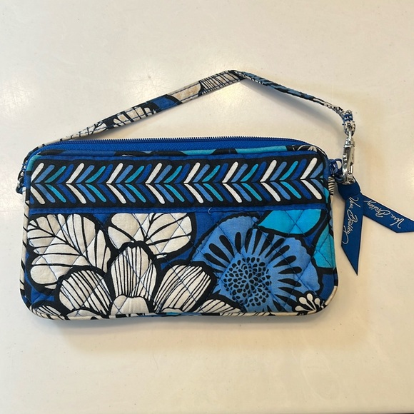 Vera Bradley Handbags - Vera Bradley Blue Bayou Wristlet